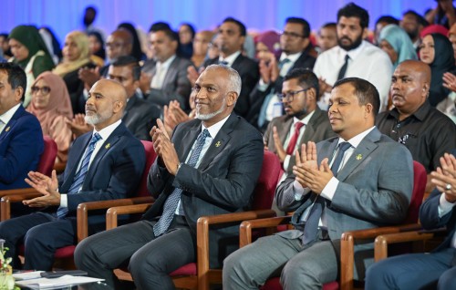 Mathee thauleemah dhookuraa loan thah islaamee hamathakah fahthai ithurah dhakkan nujehey gothah Raees ninmavaifi