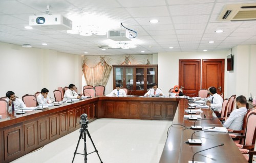 Sarahahddhee bandharuthakah baalaa mudhaluge agu heyo nuvaa mahssalaigai kamaa gulhey company thah committee ah