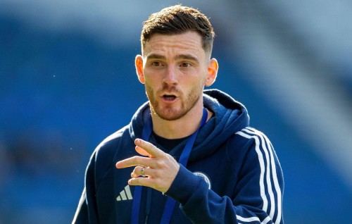Kroos akee dhuniyege emme molhu midfielder, visnan jeheyne: Robertson