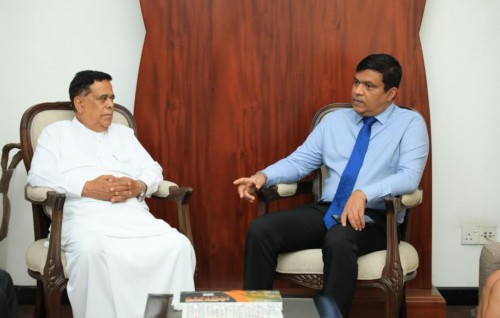 Air ambulance operate kurumah beynunvaa huhdha 2 gadi iru therey libeyne inthizaam hamajassaifi
