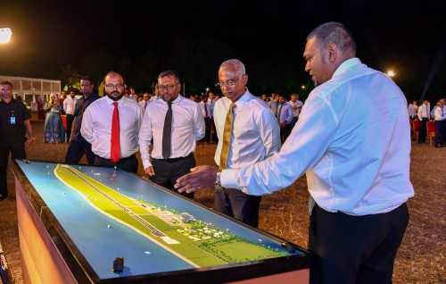 Photo: Hanimaadhoo Airport ge amalee massaikai feshun