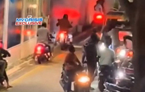 Maaraamaaree aa gulhigen hayyaru kuri meehunge bandhah 10 dhuvas