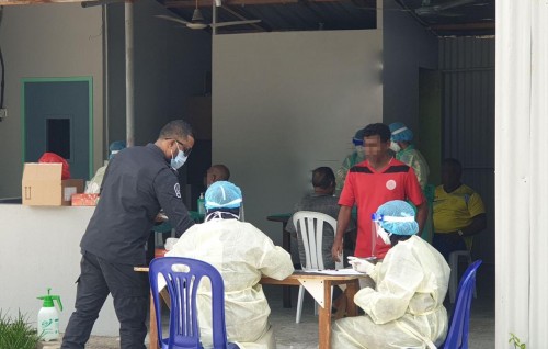 Hulhumale jalugai bandhu koffai thibi 6 meehaku covid ah positive vejje