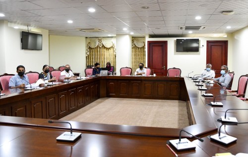 Bodu hiyaanaathuge thuhumathu kurevey emmen dhaulathuge magaamuthakun vaki kuran fenna kamah faas kohfi