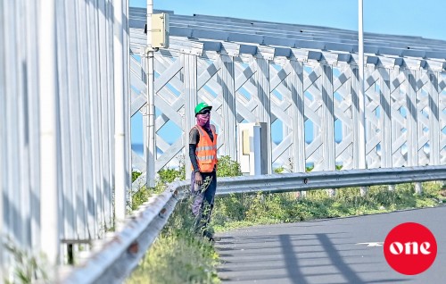 Bridge highway gai hin'gi accident ehgai meehakaai kudakujjakah aniyaavejje