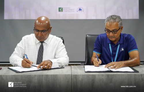 Bus park kuraanei bimei MTCC ah Hulhumale in dheefi