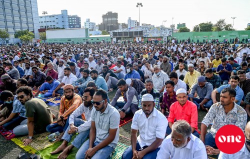 Male ge 7 sarahahddheggai bodu jamaa'athugai Eid namaadhukurun onnaane