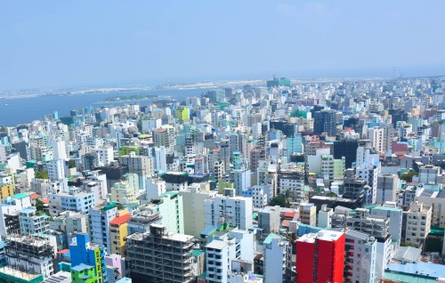 Man found dead in air shaft of residential building in Male' City