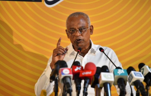 Kuriyah oiy riyaasee inthihaabu bodu thanun kaamiyaabu kuraanan: Raees