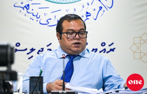 Majlis Raees kamun Nasheed vakikohdheyn edhi adhi hushahalhaafa eh nuvey: Aslam