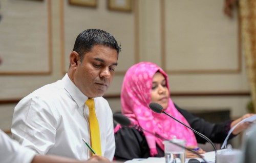Naashiz: With changes by the Budget Committee 15.5 billion deficit has reduced to 12.3 billion