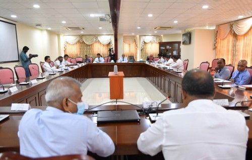 Resort kuli kuda kurumuge bill in dhaulathah libey aamdhanee inn 590 million rufiyaa madhuvaane: MIRA