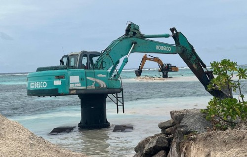 Thulhaadhoo airport ah beynunvaa bin hihkumuge amalee masakkai fashaifi
