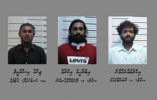 Race car accident: Car dhuvvi Ikram ah vakeeleh ge furusathu nudhinumun minivan vejje