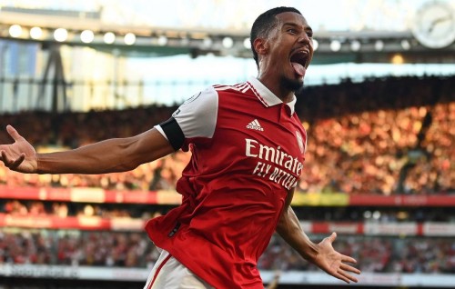 Fahathun arai Fulham balikoh, Arsenal ge 100 percent record dhamahattaifi