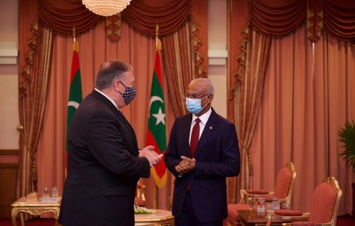 PHOTO: Americage Secretary of State raees Solih aai bahdhalukurehvvun