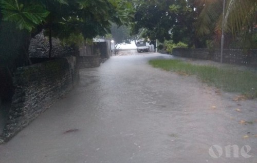 Water enters homes in Dhigurah due to flooding, no electricity in some areas