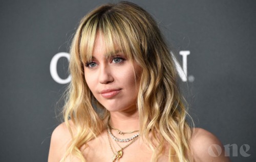 Miley Cyrus Recovering After Undergoing Vocal Cord Surgery