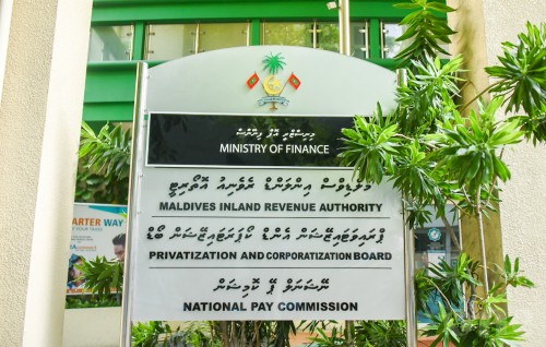 Income Tax in 2.7 billion rufiyaa libijje