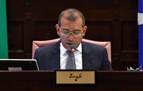 Bidheyseen ah resident visa dheyn Raees Nasheed husha'helhuhvi islaahah memberun thaaeedheh nukurevi