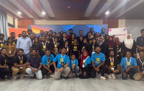 Dhiraagu aai Spark hub in kuriah gendhiya lean startup workshop kaamiyaabu kamaa eku ninmaalaifi
