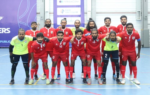 3 bayyakee thajuribaa eh, vaseelaiyy thakaaeku futsal kuri araane