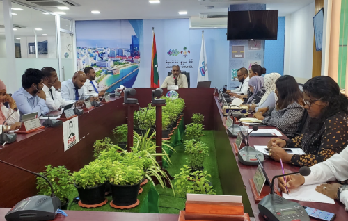Roadha mahah haahssakohgen Hulhumalege dhevana fiyavaheega vaguthee market eh hulhuvanee