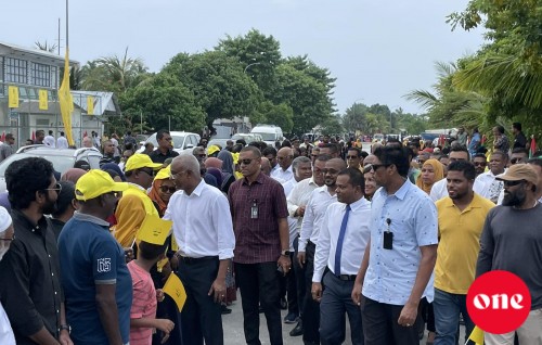 Addu in Raees ah hoonu maruhabaa eh