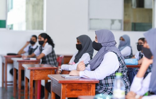 Kuriyah oiy 2 hafthaa gai ves male’ ge school thah nuhulhuvan ninmaifi