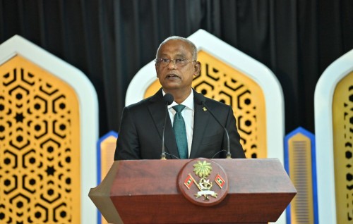 Raajjeygai gina haafizun thibi namaves egothugai dhemi thibumah kurevey masaikaiy madhu: Raees
