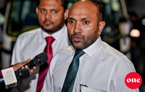 Yameen ge phone call ah Raees Muizzu javaabu nudhevvaa, miee vaki baehge jaahathu bodukuran genai verikameh noon: Jameel