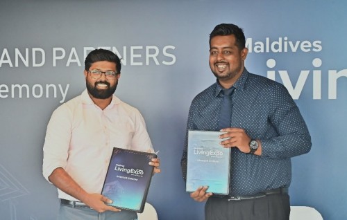 Living Expo august 8 gai, partner innaa eku soi kohfi