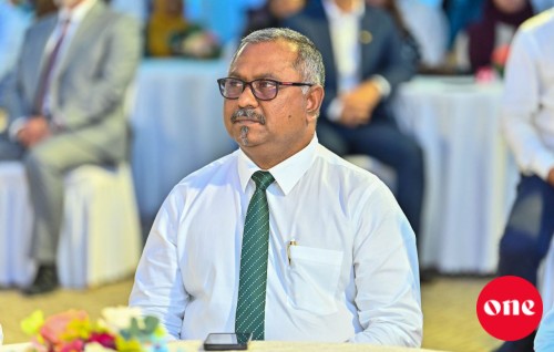 Sarukaarun noosveringe adu ahaifi, ekamah dhebas veven noannaane: Khaleel 