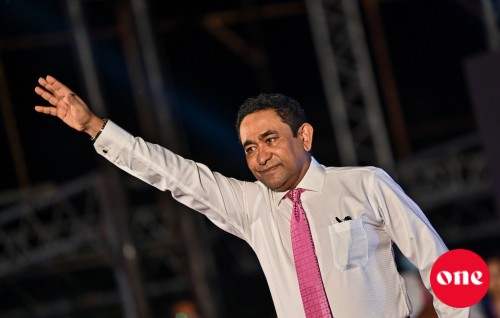 Muizzu ah ithurah thaeedh koh, 2vana buru kaamiyaabu kohdhinumah Yameen edhivadaigenfi