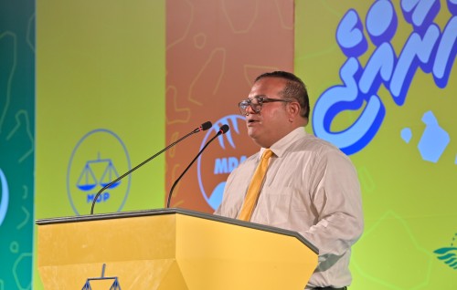 Aslam, Raees ah: Ihulaastheri kamaa medhu fukehge shahkeh ufedhey minvaruge ehves kameh nufehnaane