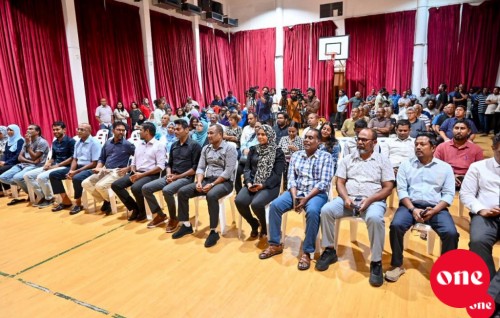 Sarukaarun haamakuri vaahakathakun 13 aharu kujjaa maruvi massalaigai ihumaalu vefai vaakan engey: Democrats