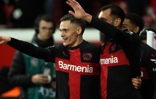 Leverkusen ah huttumeh neh, 10 point ge lead dhamahattaifi