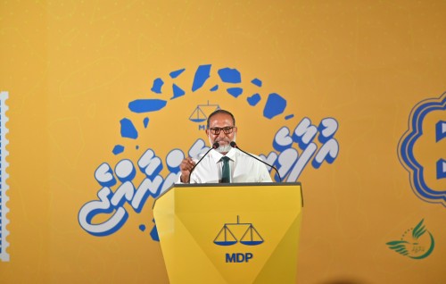 Yameen e vanee ehen meehun jalah laan amilla ah hehdhevi gaanoonu ge dhashuvefai: Imran