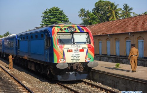 China in ufahdhaa rail ge baithah Lanka ge rail driverun boycott kuranee