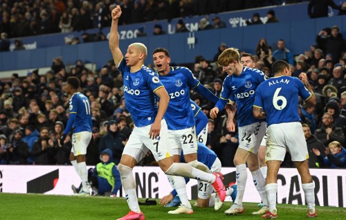 Everton in fahathun arai Arsenal balikoffi