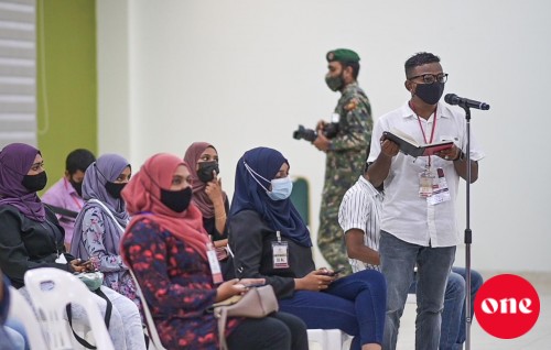 Noosverikamuge hahgah huras neylhey gothah amalu kuran govaalaifi