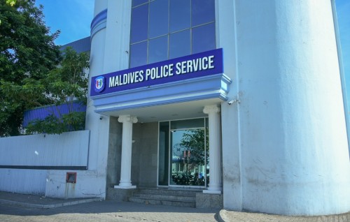 Man arrested for assaulting woman
