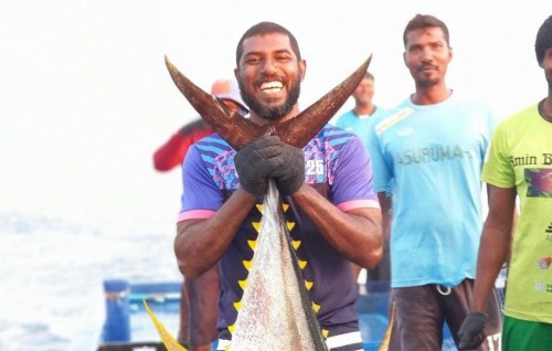 Gaumee captain Imraan bodu kenneyyah! miadhu eynaa akee bodu kanneleege masveringe adu adu ufulaa masverieh!