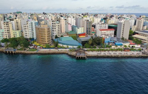 Maafannu madharusaa bihdhoshugai ohna magah 'Palestine hingun' kiyan faaskoffi