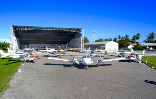 Addu flying school hingumah Avid college aai havaalu kuranee