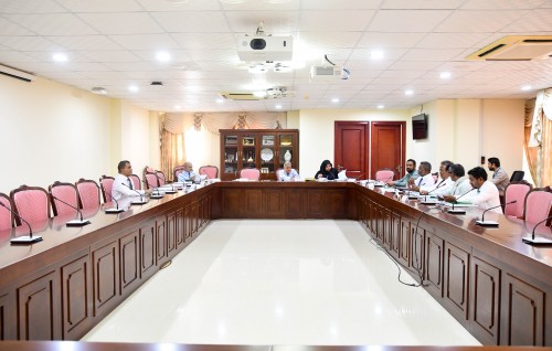 Hawks ge boat akun vagah genawi cigarettes thah customs gai hurithoa balan committee memberun gudhanah