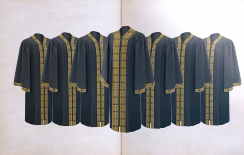 Supreme Court ge fa'ndiyaarunnah aa Gown eh, Raajjey ge thaareehaai adhulu insaafu gaaimkurun ramzu kohdhey