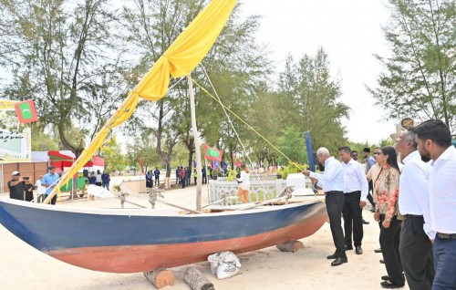 Meedhoo bandharu Raees hulhuvai dhevvaifi