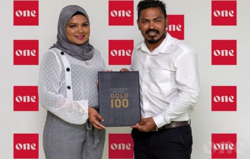 'One Online' signs as media partner of Corporate Maldives' ''Gold 100 Gala''