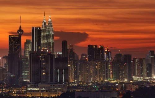 Malaysia will reopen its borders to international visitors by January 1
